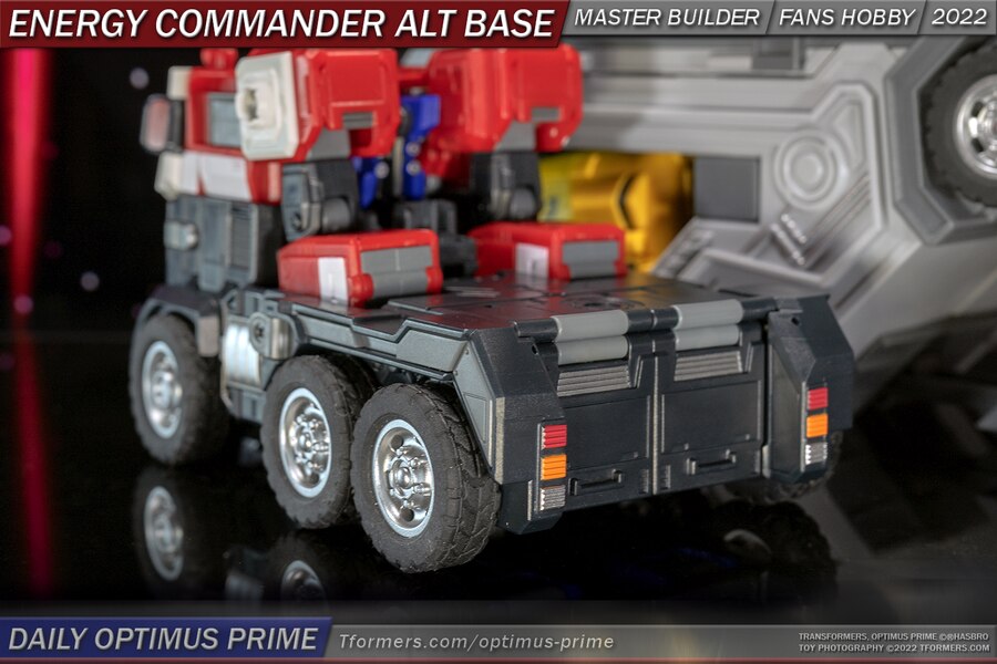 Daily Optimus Prime   Energy Commander Alternate Base Mode Image  (7 of 20)